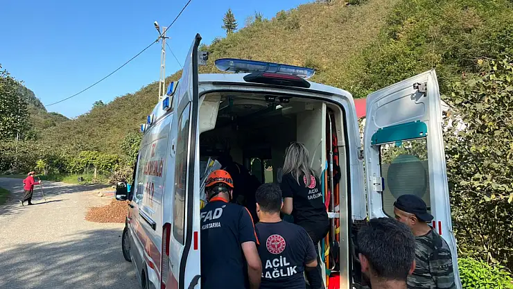 Yamaç arazide fenalaşan kadın için ekipler seferber oldu