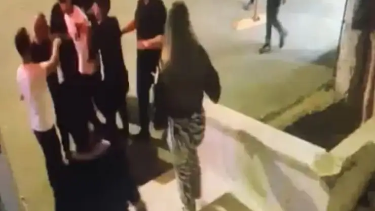 'Yan baktın' kavgasında 3 gözaltı