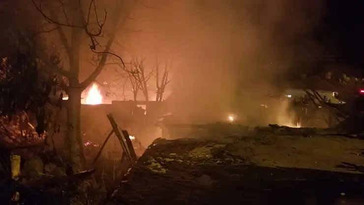 Yapılardaki yangında zarar büyük!