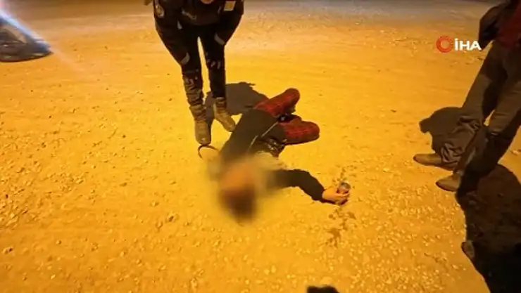 Yardım etmek isteyen bekçilere alkollü kadından sitem: 'Neden evlatlarımı parçaladınız?'