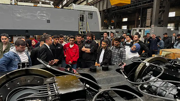 Yarınların mühendisleri raylara yön veriyor