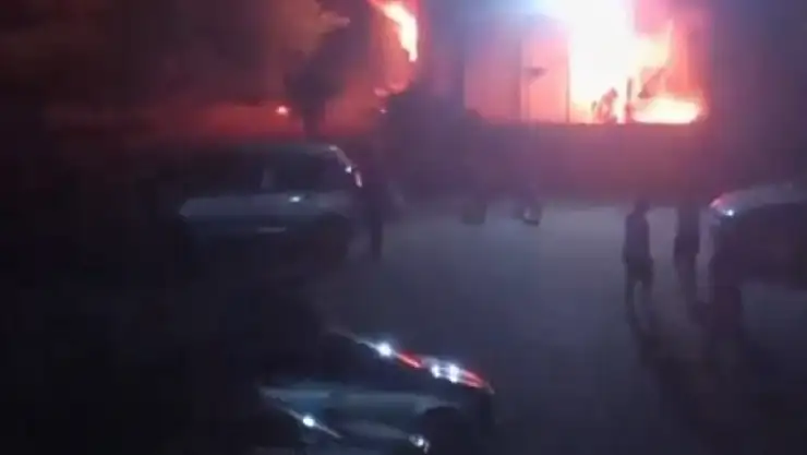 Yaşlı adam apartman yangınında ölü bulundu