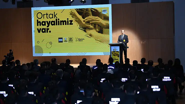 Yeni memurlarla bir araya geldi