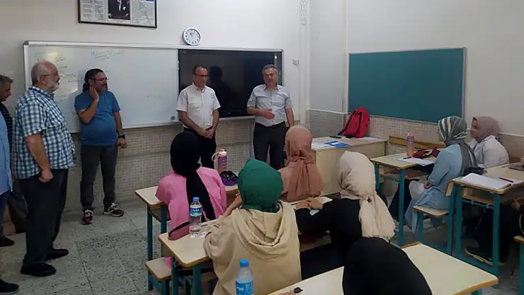 Yiğit öğrenci ziyaretlerine devam ediyor