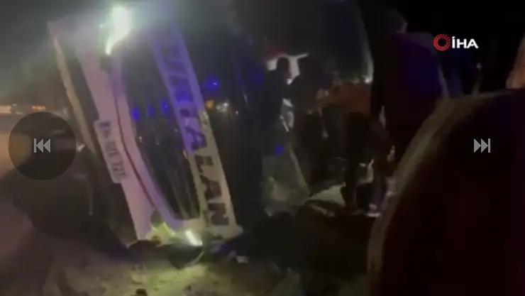 Yolcu otobüsü şarampole devrildi: Çok sayıda yaralı bilgisi var!