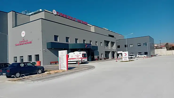 Yunak Devlet Hastanesi hasta kabulüne başladı