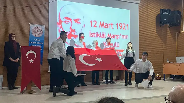 Yunak'ta 12 Mart İstiklal Marşı'nın Kabulü Ve Mehmet Akif Ersoy'u Anma programı düzenlendi