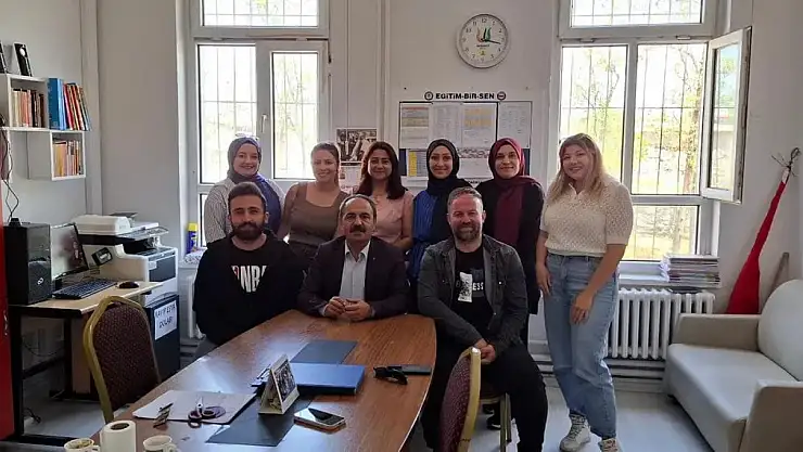 Yunak'ta 'Maarif modeli' kapsamında okul ziyaretleri devam ediyor