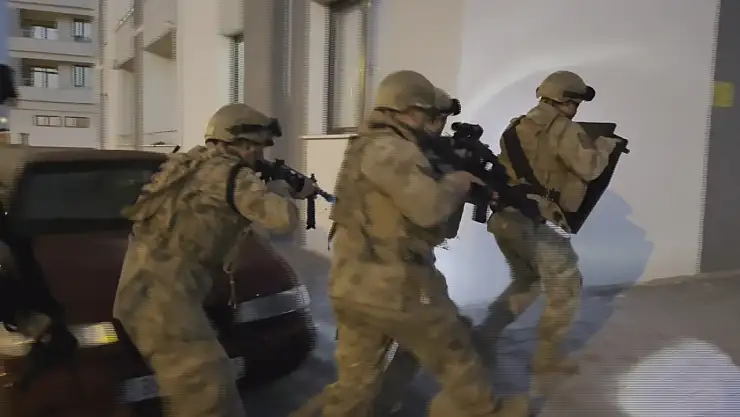 Zehir tacirlerine geçit vermiyorlar