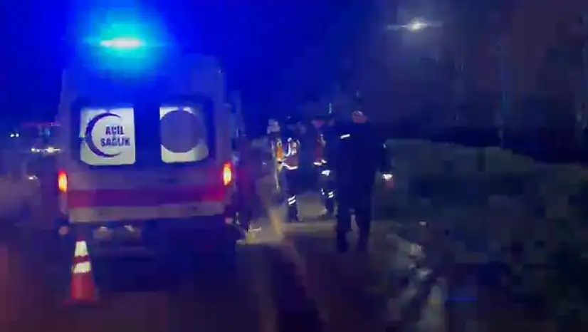 3 belediye otobüsü çarpıştı: Yaralılar var