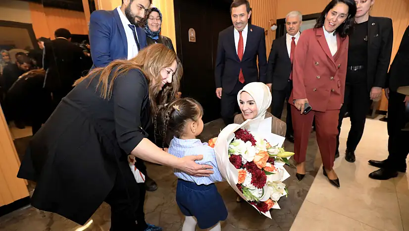 Bakan Göktaş'tan Hoşkubbe Millet Kütüphanesi'ne özel ziyaret