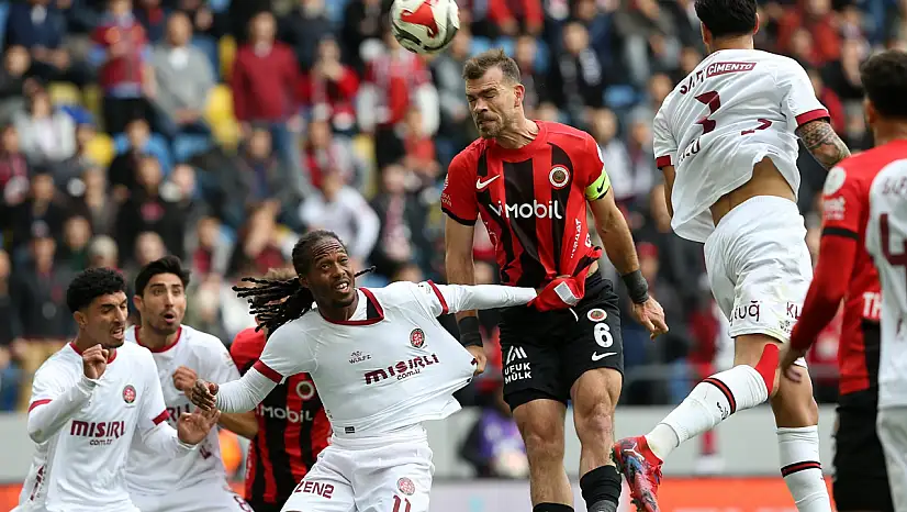 Başkent'te ev sahibi takım ilk yarıyı önde kapadı!