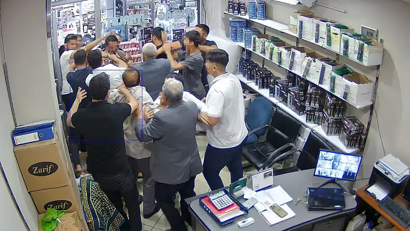 Demir çubuk ve sopalar havada uçuştu: 7 yaralı, 8 gözaltı!