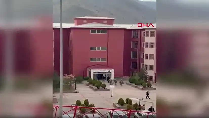 Gümüşhane Üniversitesi'nde silahlı kişi, memuru rehin aldı