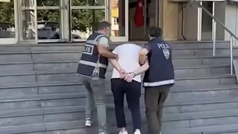 Her yerde aranan firari yakayı ele verdi!