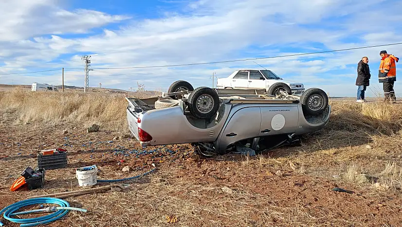 Konya'da kamyonet şarampole devrildi: 3 yaralı