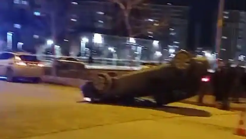 Konya'da kontrolden çıkan otomobil ters döndü: 2 yaralı