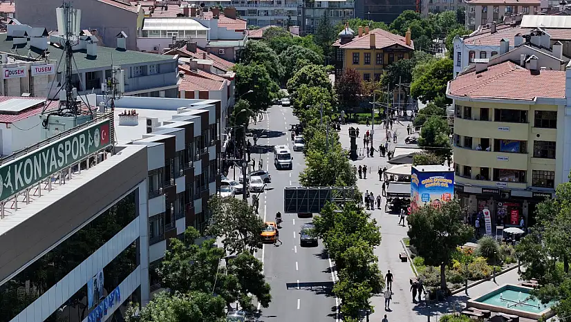 Konya'nın en yoğun caddesi yenilendi