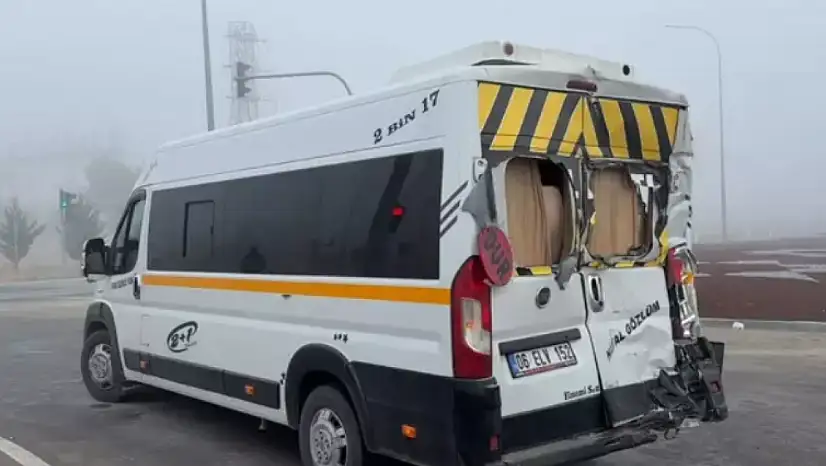 Öğrenci servisine TIR çarptı: Çok sayıda yaralı var!