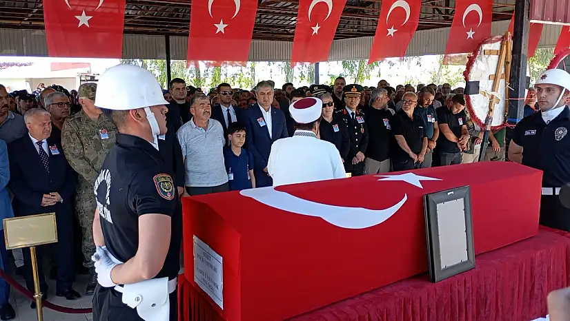 Şehit polis memuru Üyenarık, son yolculuğuna uğurlandı