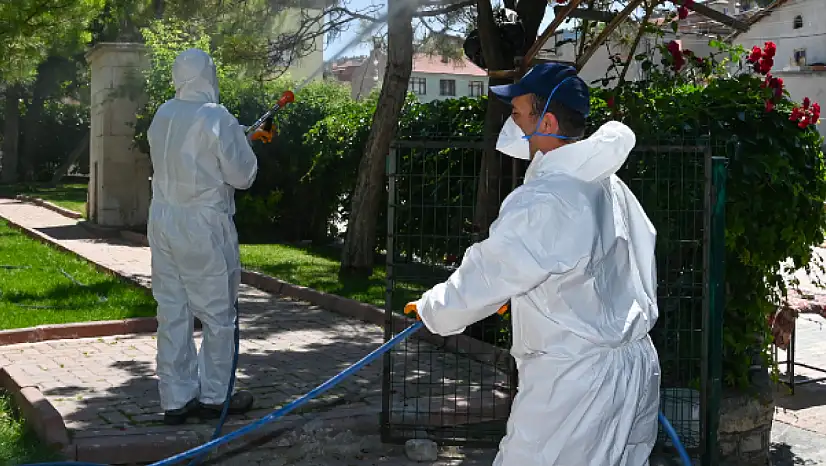 Selçuklu'da ilaçlama çalışmaları aralıksız devam ediyor!