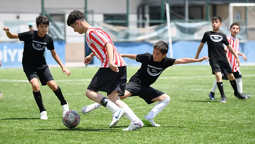 Sporun Merkezinde geleneksel turnuva başladı