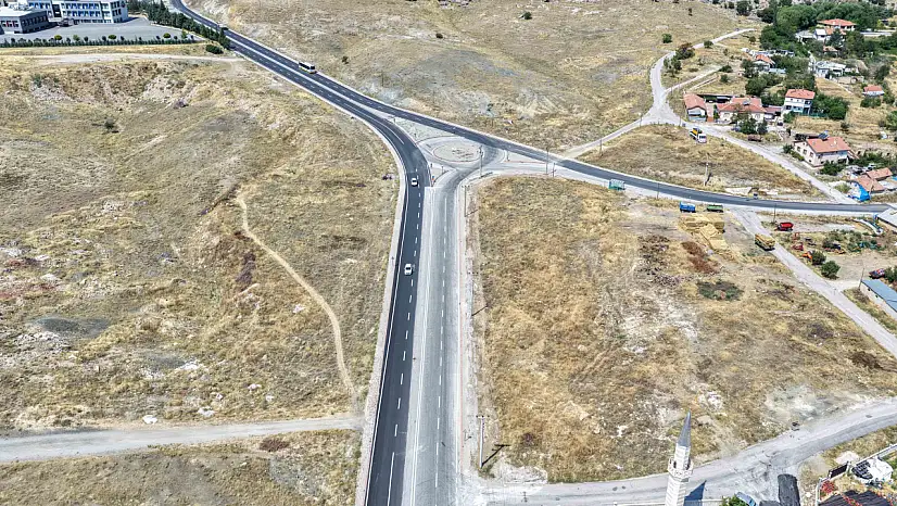 Sürücülerin ulaşım çilesi sona erdi: Konya'da kritik bağlantı yolu hizmete açıldı
