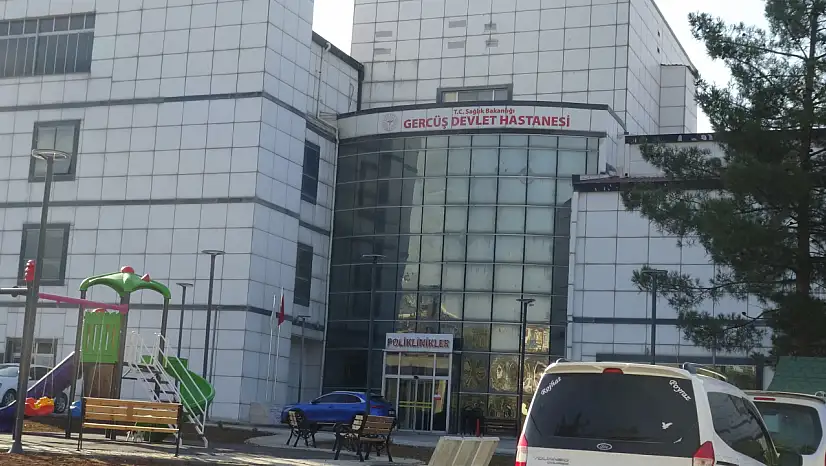 Tarlada traktörün çarptığı küçük İsa kurtarılamadı