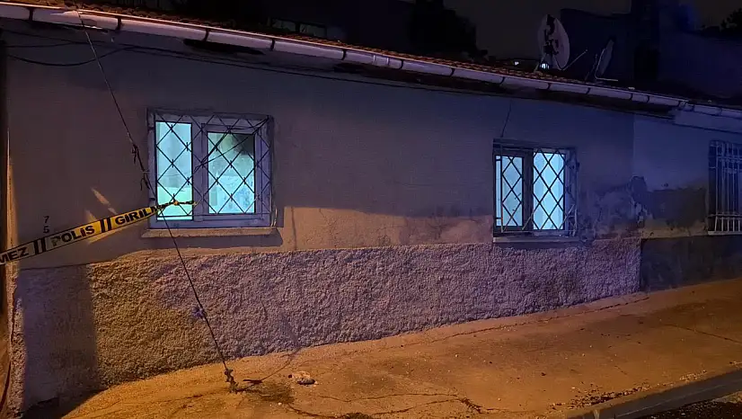 Tartıştığı arkadaşını bıçaklayarak öldürdü