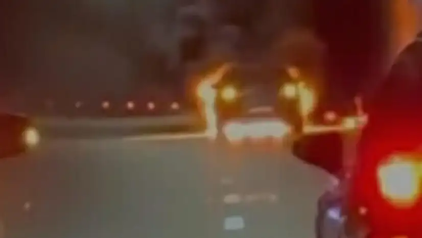 Tünele giren otomobil bir anda alev aldı