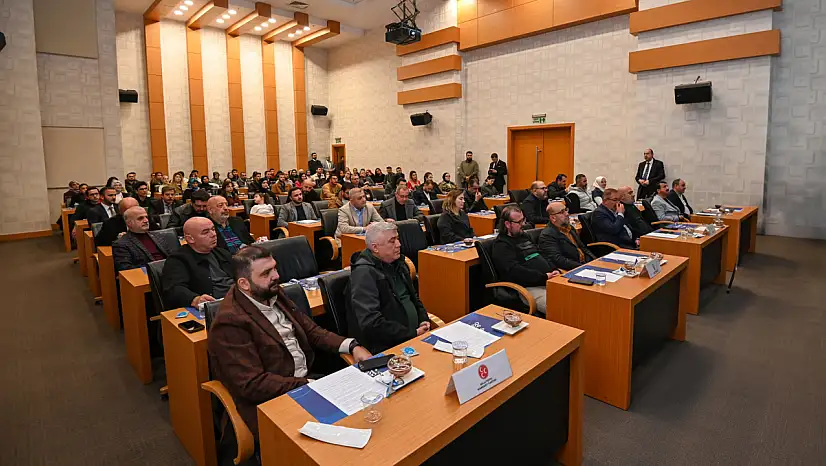 Üniversite öğrencileri Selçuklu Belediyesi Aralık Ayı Meclis Toplantısı'na katıldı