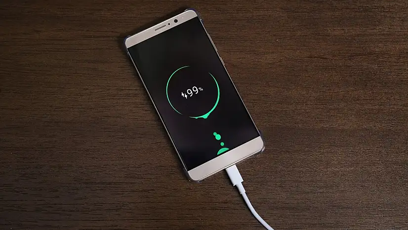 Uzmanlardan kritik uyarı: Yüzde yüz şarj, bataryanızı öldürebilir!