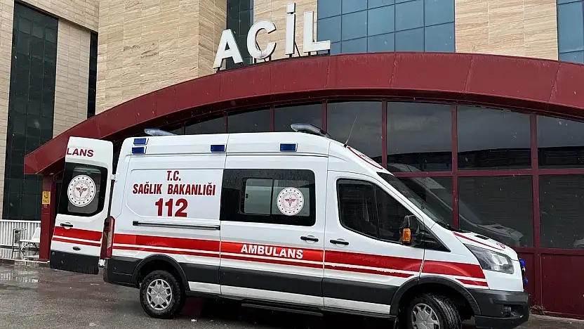 Konya'da 2 otomobil çarpıştı: 2 yaralı!
