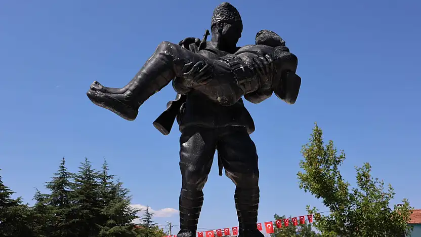 Konya'da Çetmili Kara Ali Çavuş ile oğlu Mehmet Onbaşı şehadetlerinin 104. yılında anıldı