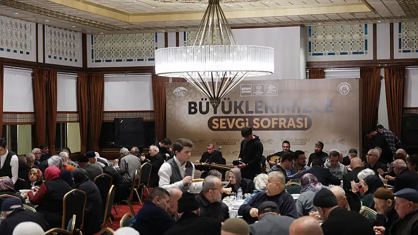 Konya'da sevgiyle kurulan sofra, büyüklerimizin gönlünü ısıttı