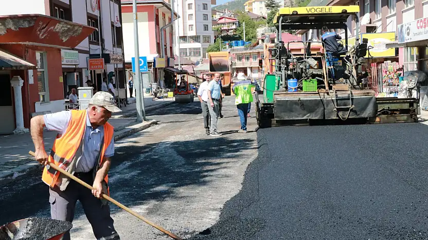 Konya'da ulaşım konforunu artıracak asfalt çalışmaları sürüyor