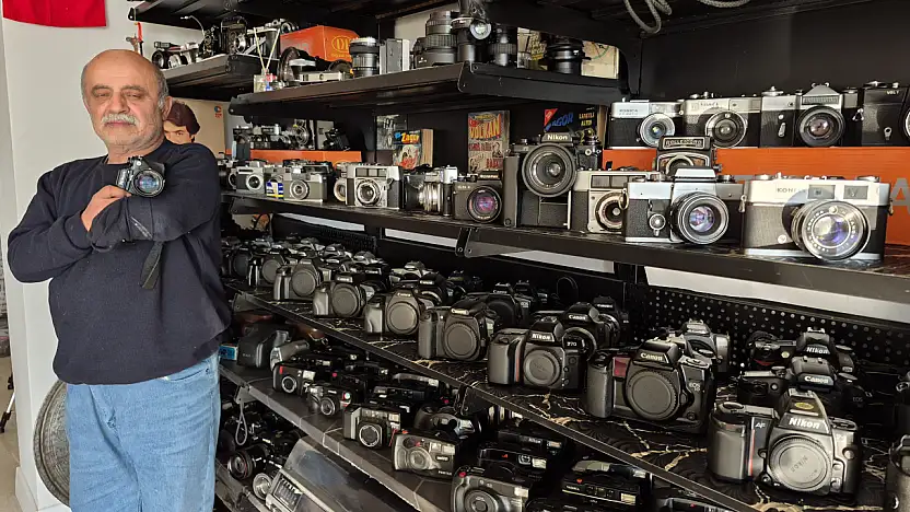 Konya'daki yangınla küllerinden doğdu, 41 yıllık tutkusu sergiye dönüştü