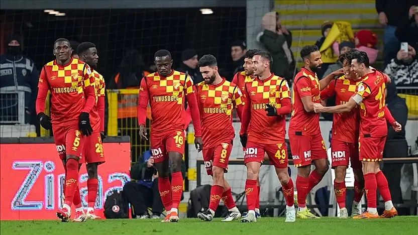 Transfer İddiası: Konyaspor, Göztepe'den ayrılan orta saha oyuncusunu kadrosuna katmak istiyor!