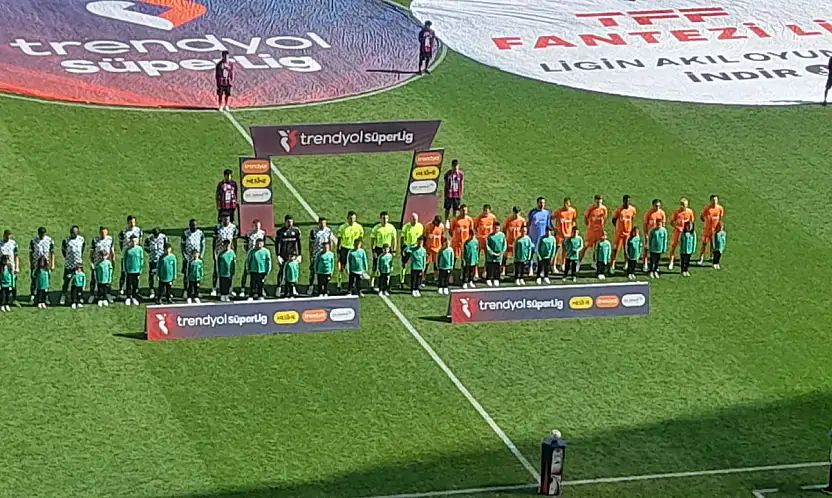 Anadolu Kartalı Başakşehir karşısında galibiyet arıyor! Konyaspor-Başakşehir | CANLI ANLATIM