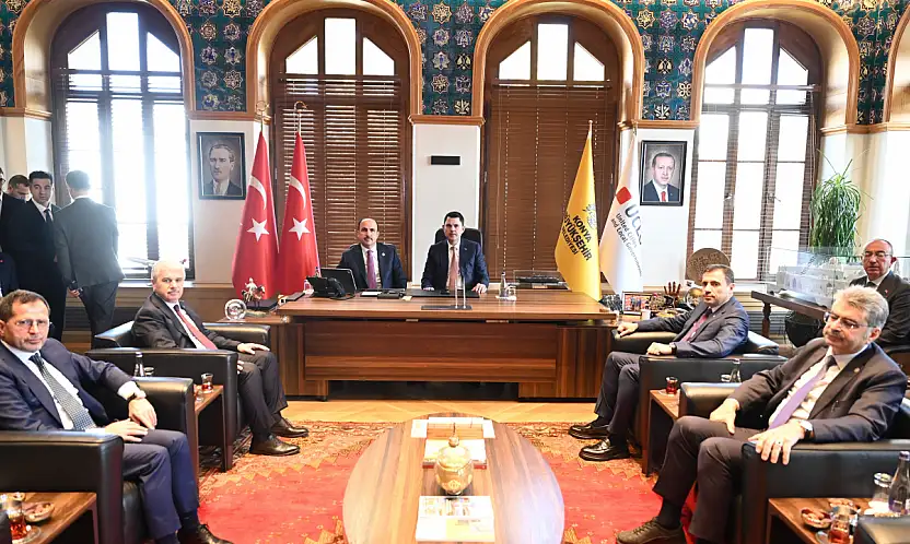 Bakan Kurum'dan Konya Büyükşehir Belediyesine ziyaret