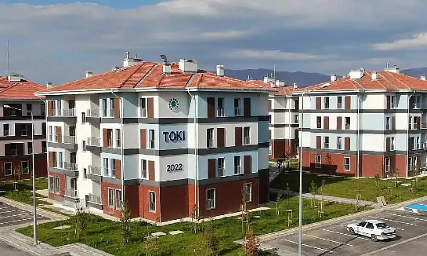 Bakan Kurum müjdeyi verdi: 14 ilde konut projesi için kurallar çekiliyor!