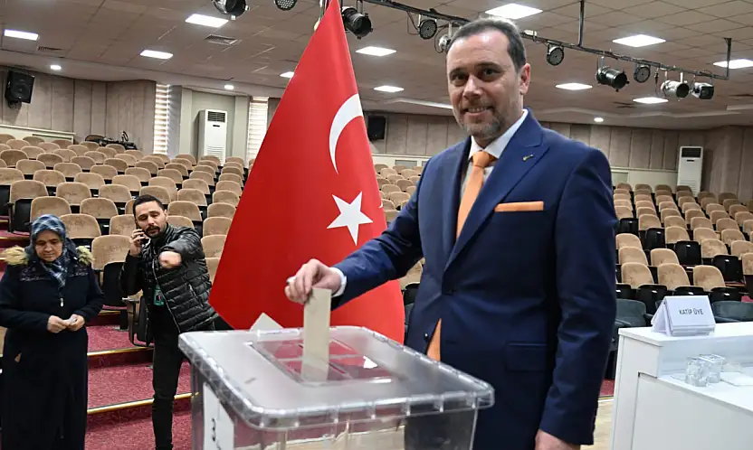 Bakırcılar, Sönmez ile yola devam dedi