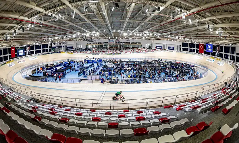 Dev organizasyon Konya'da başladı: Avrupa'nın en iyileri velodromda