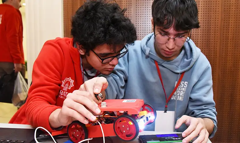 Genç beyinler teknolojiyi Karatay'da üretecek: ROBOFEST KONYA için geri sayım