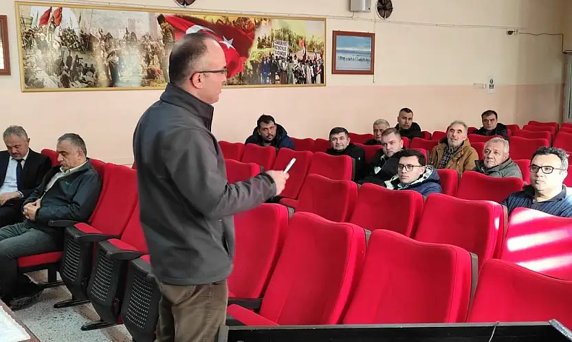 Konya Bölge Müdürlüğü Afyonkarahisar'da çiftçilere TARSİM'i anlattı