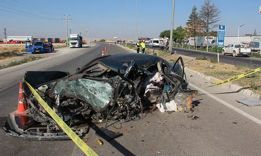 Konya bu acıyla sarsıldı! Tayin yolunda feci kaza: 2 ölü, 2 yaralı