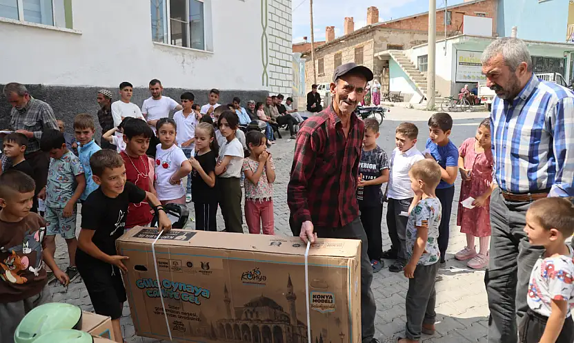 Konya'da 13 bin çocuğa bisiklet sevinci