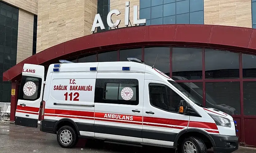 Konya'da 2 otomobil çarpıştı: 2 yaralı!