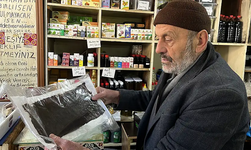 Konya'da 65 yıldır insanların acısına acıyla derman oluyor