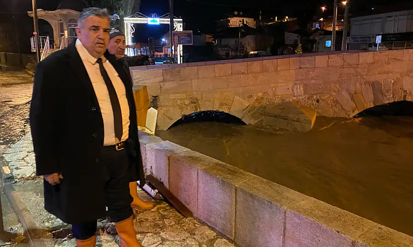 Konya'da bereketli yağış Çarşamba Çayı'nı coşturdu! Ekipler seferber oldu